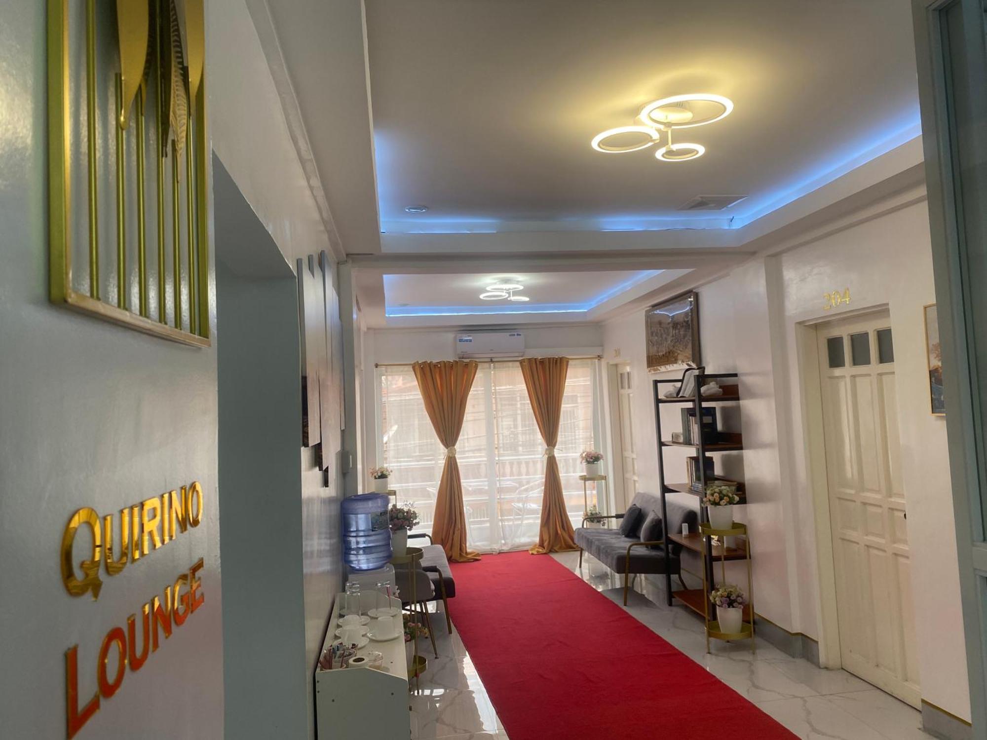 Legends Hotel & Restaurant - Lemery And Taal Ngoại thất bức ảnh