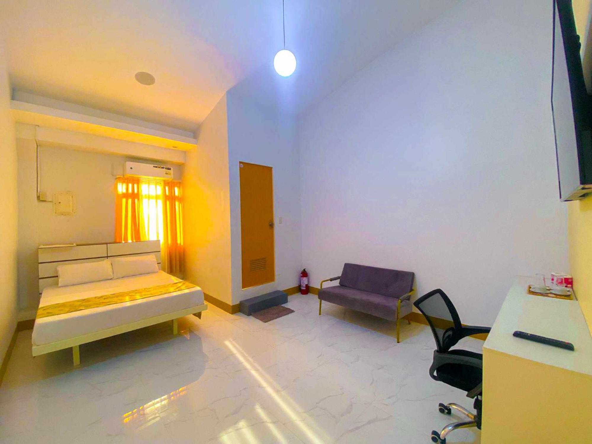 Legends Hotel & Restaurant - Lemery And Taal Ngoại thất bức ảnh